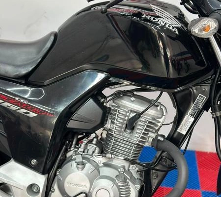 imagem-https://www.socarrao.com.br/sc-vehicle-images-prod/3363980/1787317047534-8374806_4_B_691adf6d1c.jpeg