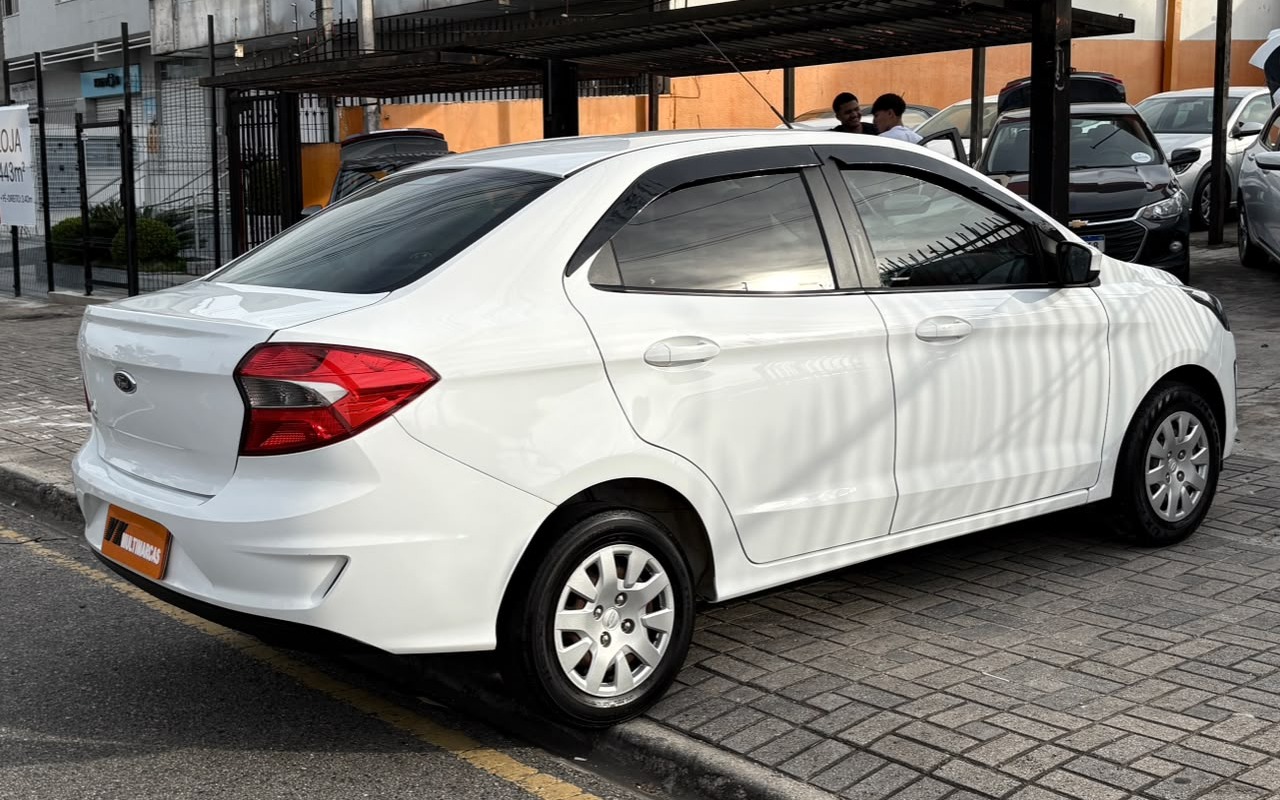 imagem-https://www.socarrao.com.br/sc-vehicle-images-prod/3364301/1787318096795-V2hhdHNBcHAgSW1hZ2UgMjAyNi0wOC0yMSBhdCAwOS41OS41NyAoMSkuanBlZw.jpeg