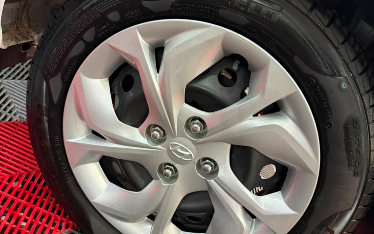 imagem-https://www.socarrao.com.br/sc-vehicle-images-prod/3364684/1787319467021-V2hhdHNBcHAgSW1hZ2UgMjAyNi0wOC0yMSBhdCAxMC4yMC41NC5qcGVn.jpeg
