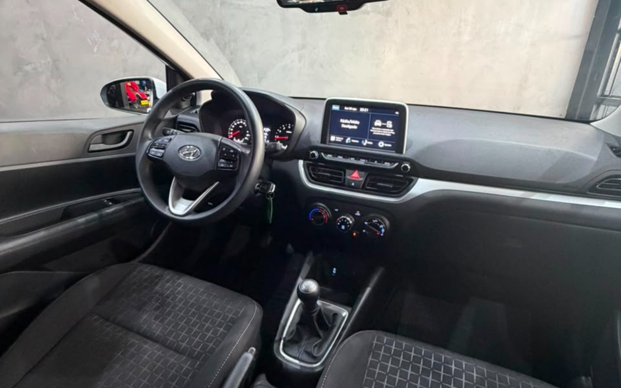 imagem-https://www.socarrao.com.br/sc-vehicle-images-prod/3364684/1787319467719-V2hhdHNBcHAgSW1hZ2UgMjAyNi0wOC0yMSBhdCAxMC4yMS4wNyAoMikuanBlZw.jpeg