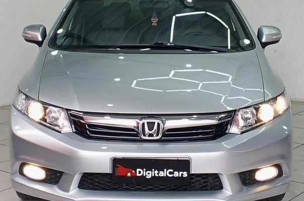 imagem-https://www.socarrao.com.br/sc-vehicle-images-prod/3364791/1788470503244-8402024_2_B_8f48487c76.jpeg