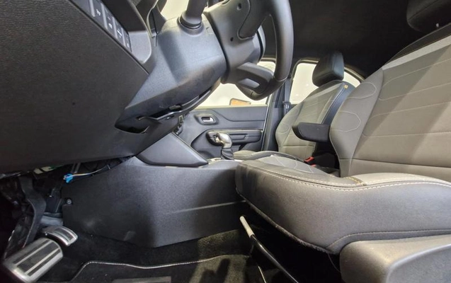 imagem-https://www.socarrao.com.br/sc-vehicle-images-prod/3364892/1789649095563-8402634_2_B_966129275b.jpeg