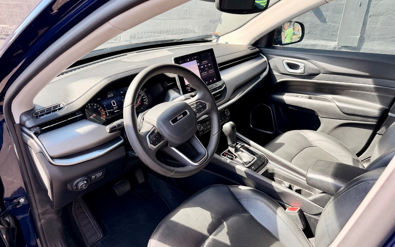 imagem-https://www.socarrao.com.br/sc-vehicle-images-prod/3365076/1787321986803-SU1HXzg3NzkuanBlZw.jpeg