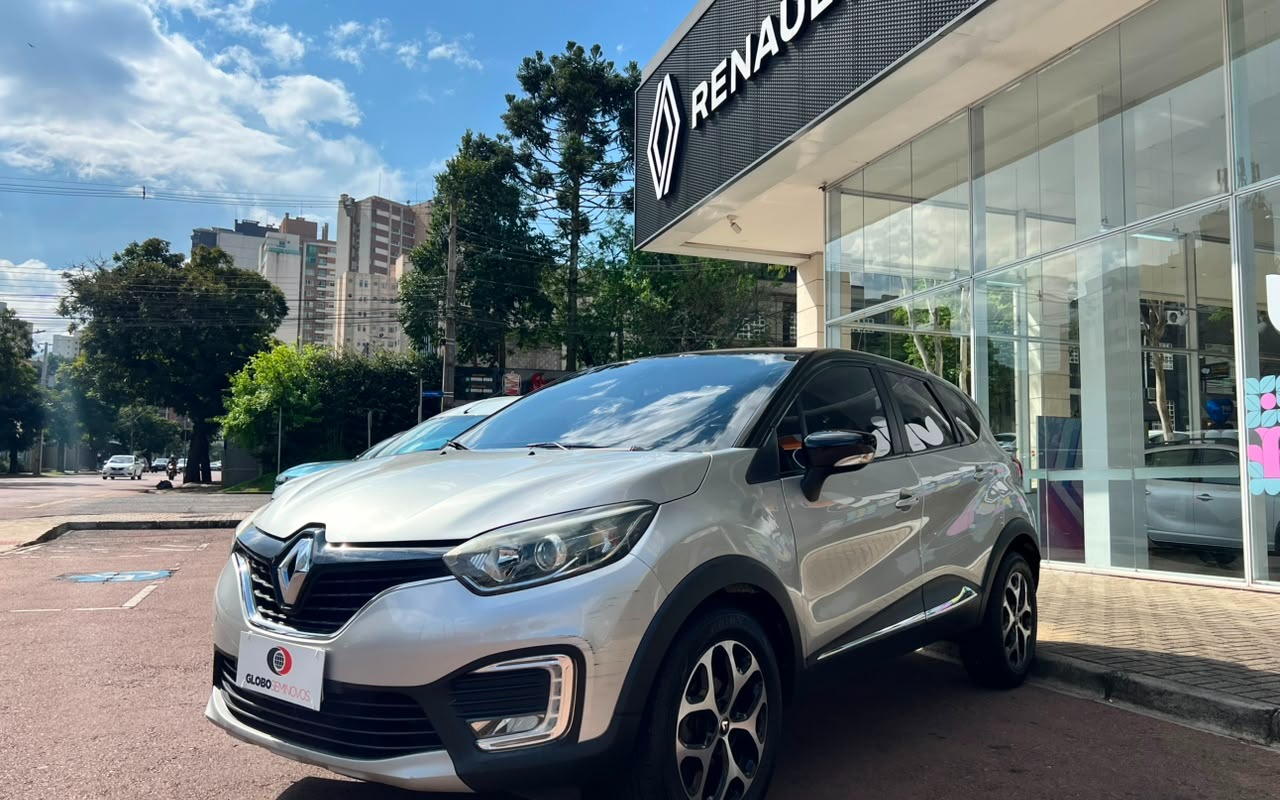 Renault Captur 2019 Prata — foto 1 de 3