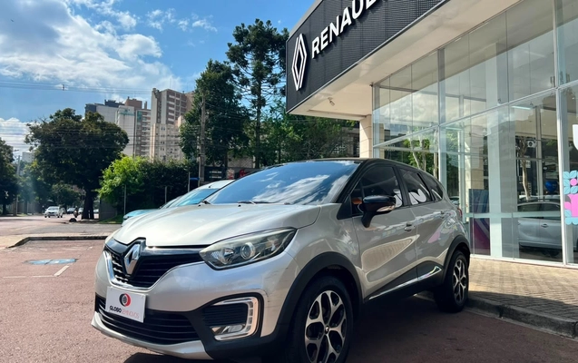 imagem-https://www.socarrao.com.br/sc-vehicle-images-prod/3365182/1787320874560-V2hhdHNBcHAgSW1hZ2UgMjAyNi0wOC0xMiBhdCAxOC4xOC4xMyAoMTMpLmpwZWc.jpeg
