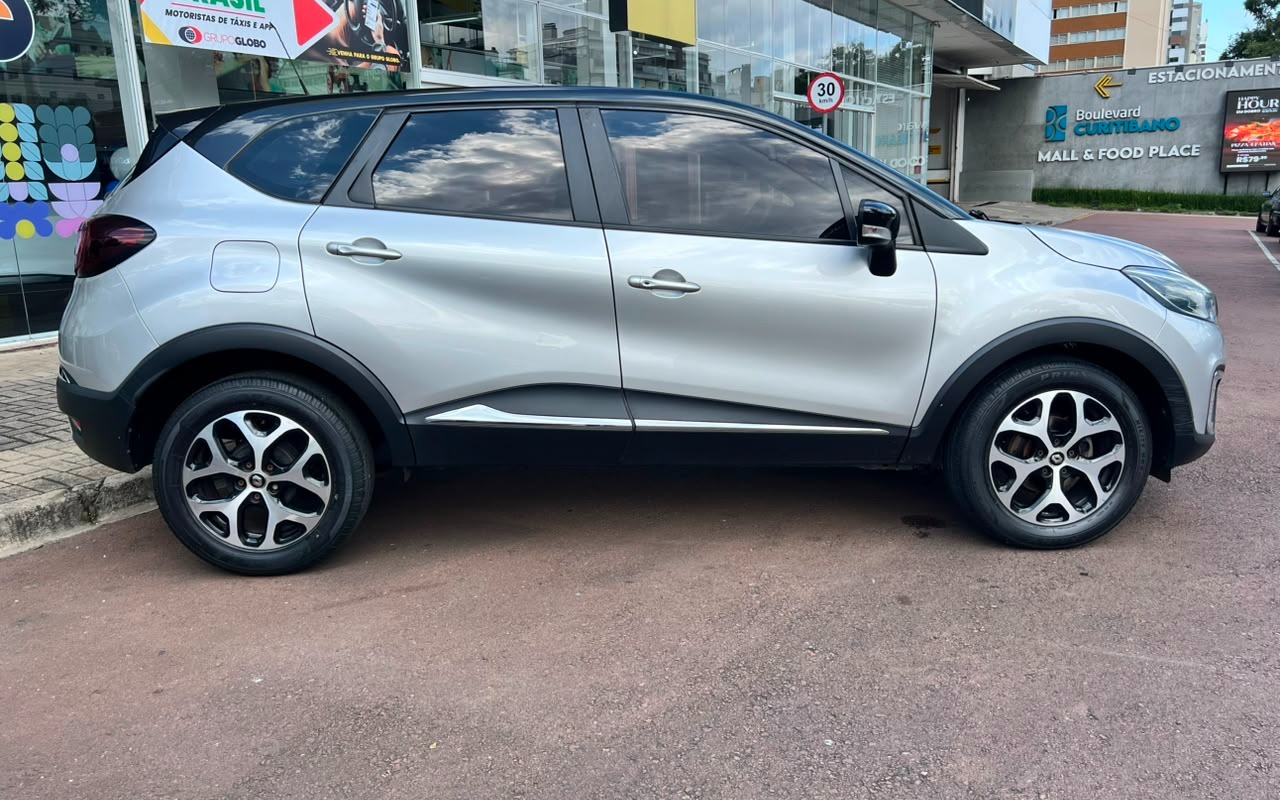 imagem-https://www.socarrao.com.br/sc-vehicle-images-prod/3365182/1787320874782-V2hhdHNBcHAgSW1hZ2UgMjAyNi0wOC0xMiBhdCAxOC4xOC4xMyAoMTIpLmpwZWc.jpeg