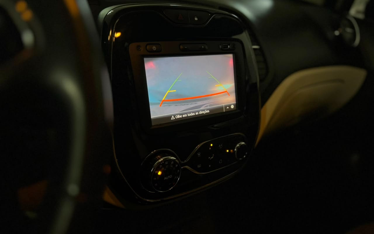 imagem-https://www.socarrao.com.br/sc-vehicle-images-prod/3365182/1787320876301-V2hhdHNBcHAgSW1hZ2UgMjAyNi0wOC0xMiBhdCAxOC4xOC4xMy5qcGVn.jpeg