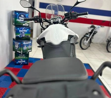 imagem-https://www.socarrao.com.br/sc-vehicle-images-prod/3365184/1787320953645-8395848_1_B_805c4ef05c.jpeg