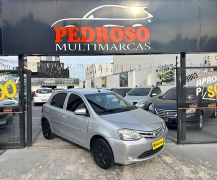 Toyota Etios 2017 Prata — foto 1 de 3