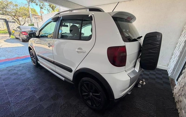 imagem-https://www.socarrao.com.br/sc-vehicle-images-prod/3365302/1789563060236-8402754_14_B_45ea403ad8.jpeg