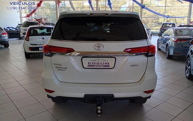 imagem-https://www.socarrao.com.br/sc-vehicle-images-prod/3365445/1788461950980-1235124.jpg
