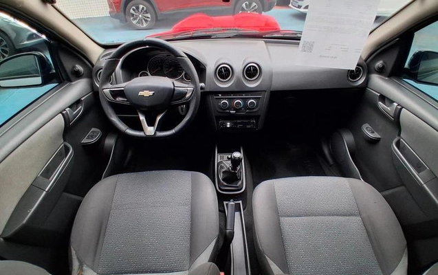 imagem-https://www.socarrao.com.br/sc-vehicle-images-prod/3365646/1789674458753-8399073_10_B_d8785d3509.jpeg
