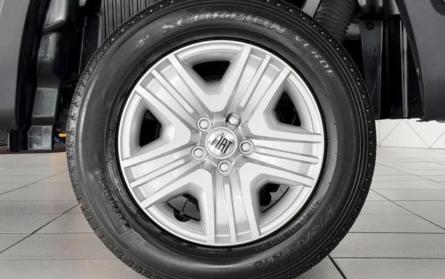 imagem-https://www.socarrao.com.br/sc-vehicle-images-prod/3365780/1788633699688-8402812_5_B_b51737baf5.jpeg