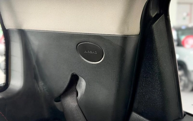 imagem-https://www.socarrao.com.br/sc-vehicle-images-prod/3365780/1788633699709-8402812_17_B_cc5a82563a.jpeg