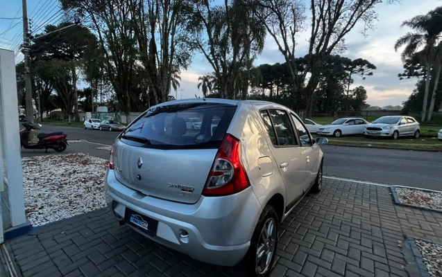 imagem-https://www.socarrao.com.br/sc-vehicle-images-prod/3365937/1787323080531-vehicle_image_1787322954_842ccdcb7e614ae83e57fa068b5eb656.jpeg