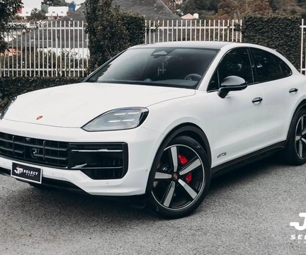 Porsche Cayenne GTS Coupe 4.0 500cv 2026 Branco — foto 1 de 3