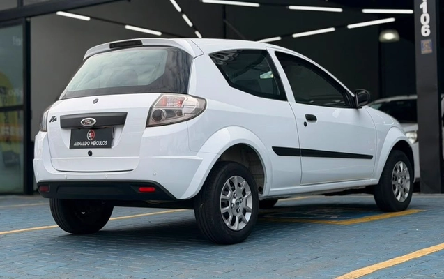 imagem-https://www.socarrao.com.br/sc-vehicle-images-prod/3366020/1787323765442-gb-df35fcf.jpeg