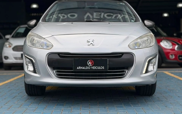 imagem-https://www.socarrao.com.br/sc-vehicle-images-prod/3366093/1789572211253-gb-c5f3235.jpeg