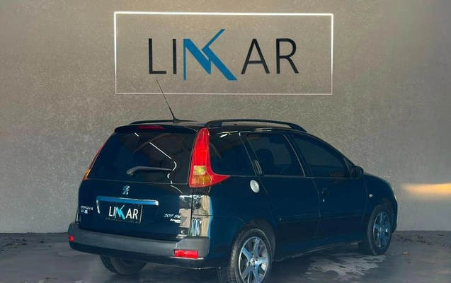 imagem-https://www.socarrao.com.br/sc-vehicle-images-prod/3366150/1787323969706-8380051_3_B_e8eb1d0945.jpeg