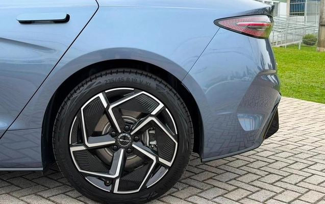 imagem-https://www.socarrao.com.br/sc-vehicle-images-prod/3366671/1789051635669-8403087_9_B_92b1446374.jpeg