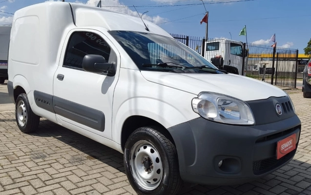 imagem-https://www.socarrao.com.br/sc-vehicle-images-prod/3366706/1787325677919-Z5U8OdwjTTcKj6NvAbD2KpVkL7BFm8sQ.jpg