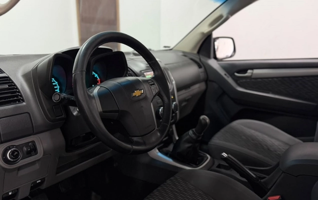 imagem-https://www.socarrao.com.br/sc-vehicle-images-prod/3367043/1787326706336-11_053102.jpg