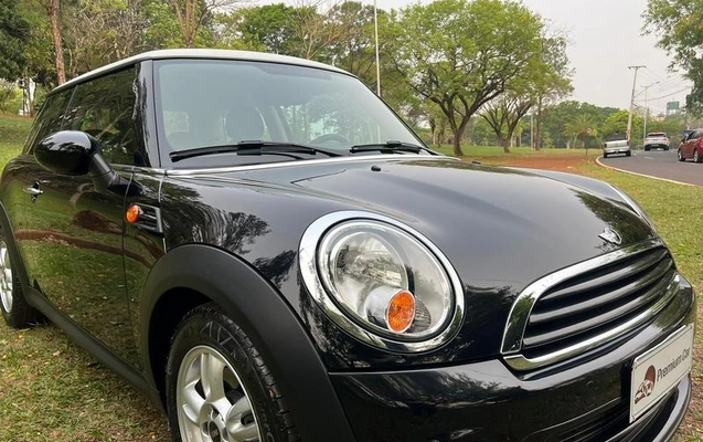 imagem-https://www.socarrao.com.br/sc-vehicle-images-prod/3367177/1787327362709-8287598_8_B_b244cff72b.jpeg