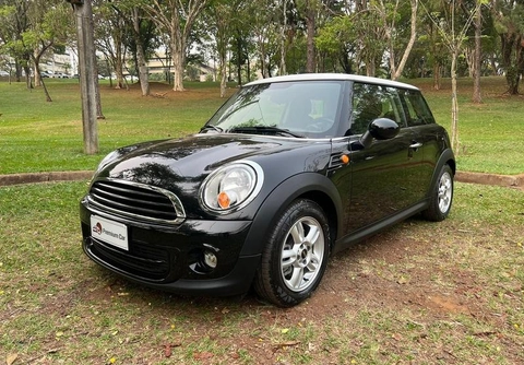 Mini ONE 1.6 Mec. 2013 Preto — foto 1 de 3
