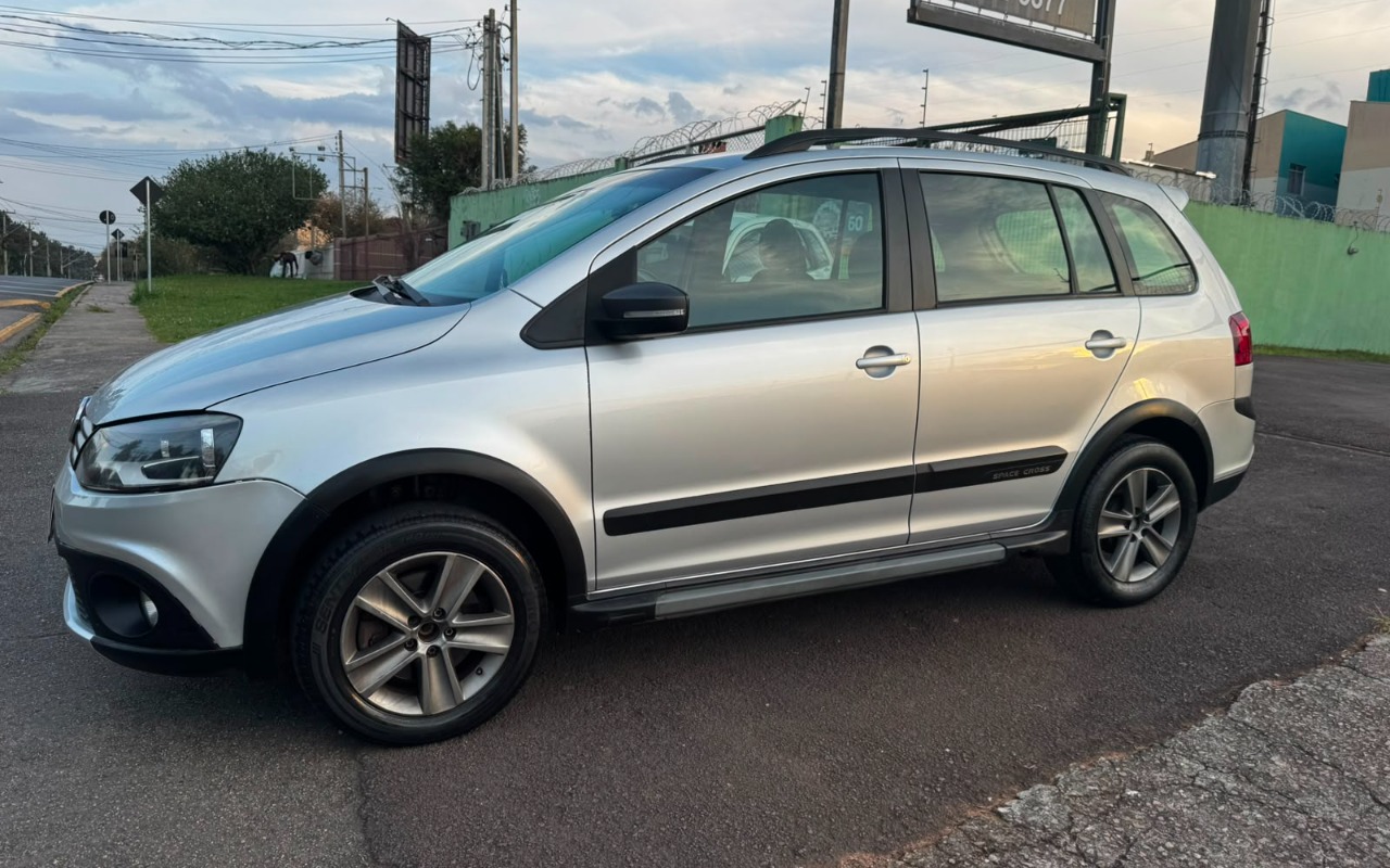 imagem-https://www.socarrao.com.br/sc-vehicle-images-prod/3367603/1787328605266-V2hhdHNBcHAgSW1hZ2UgMjAyNi0wOC0yMCBhdCAxNC4wMC4zNiAoMikuanBlZw.jpeg