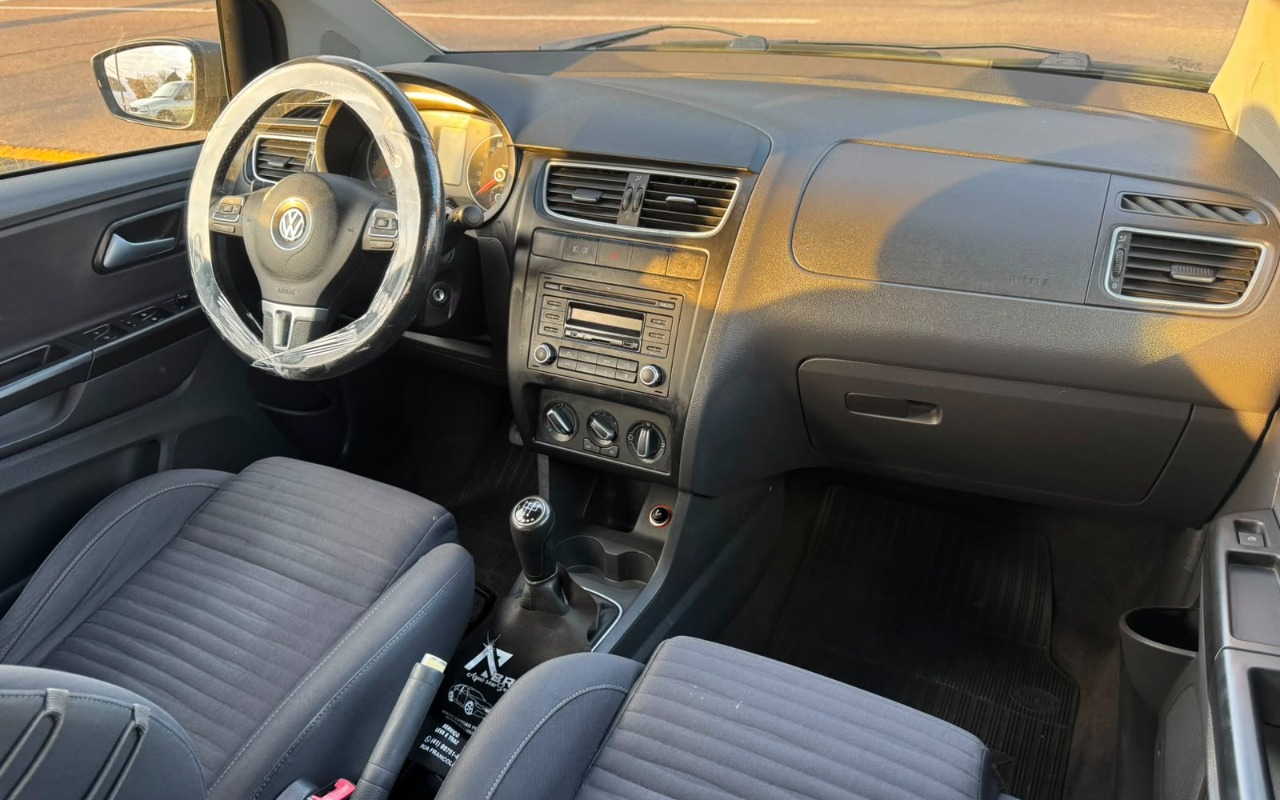 imagem-https://www.socarrao.com.br/sc-vehicle-images-prod/3367603/1787328606572-V2hhdHNBcHAgSW1hZ2UgMjAyNi0wOC0yMCBhdCAxNC4wMC4zOSAoMykuanBlZw.jpeg