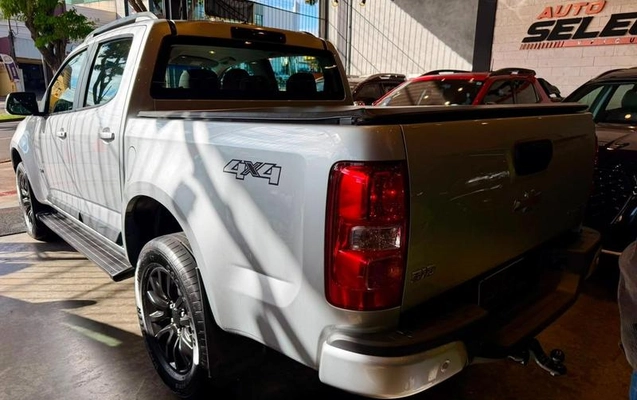 imagem-https://www.socarrao.com.br/sc-vehicle-images-prod/3367604/1789133879571-8403468_10_B_4e48624c52.jpeg