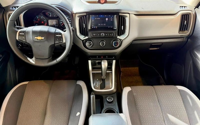 imagem-https://www.socarrao.com.br/sc-vehicle-images-prod/3367604/1789133879572-8403468_11_B_473c2ff97c.jpeg
