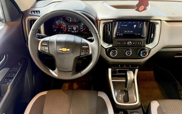 imagem-https://www.socarrao.com.br/sc-vehicle-images-prod/3367604/1789133879573-8403468_16_B_3b2c6f0d54.jpeg
