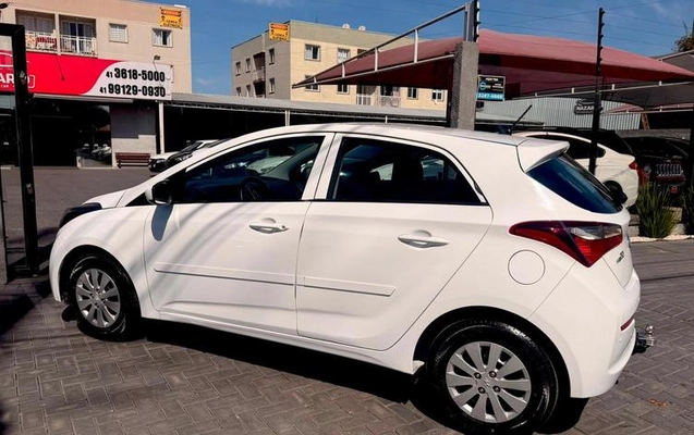 imagem-https://www.socarrao.com.br/sc-vehicle-images-prod/3367719/1787329540140-8332685_13_B_6fa013c5e7.jpeg