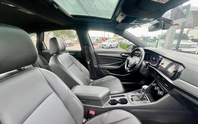 imagem-https://www.socarrao.com.br/sc-vehicle-images-prod/3367930/1787919025776-8402817_18_B_ca6b6b8f3f.jpeg