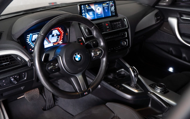 imagem-https://www.socarrao.com.br/sc-vehicle-images-prod/3367938/1788485752193-be88b2e7-3a9a-4fbb-8b0a-8febf2351fe4.jpg