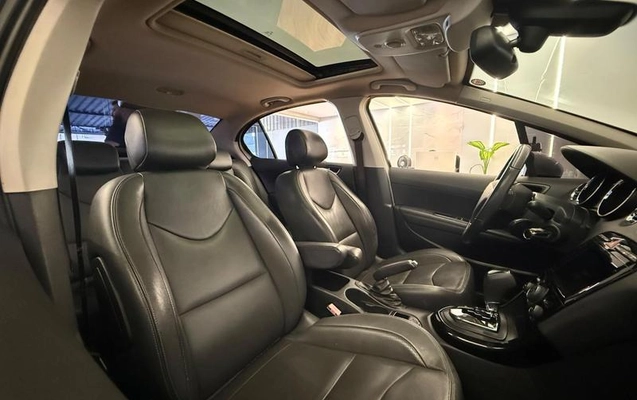 imagem-https://www.socarrao.com.br/sc-vehicle-images-prod/3368309/1789567505377-8403574_7_B_da12f53646.jpeg