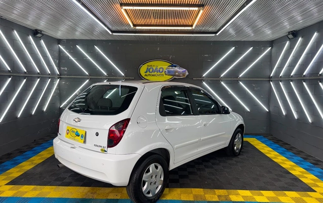 imagem-https://www.socarrao.com.br/sc-vehicle-images-prod/3368518/1789067627743-gb-afde16d.jpeg
