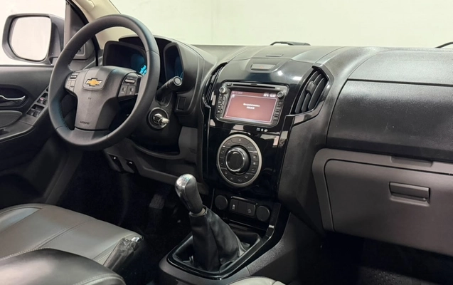 imagem-https://www.socarrao.com.br/sc-vehicle-images-prod/3368543/1787331159862-3_053923.jpg