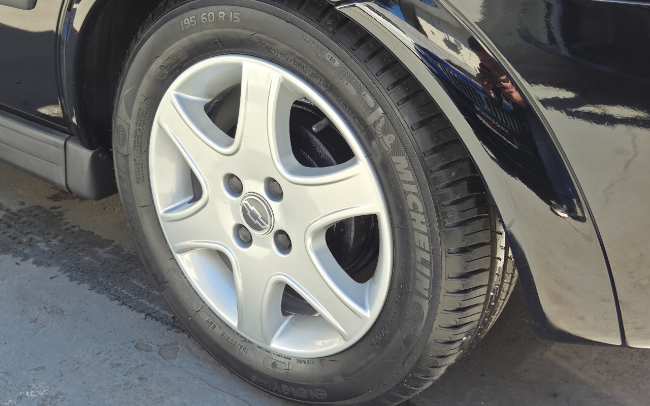 imagem-https://www.socarrao.com.br/sc-vehicle-images-prod/3368662/1787331307703-MjAyNjA4MjFfMTMwMzQ2LmpwZw.jpg