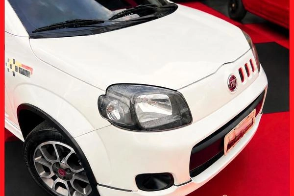 imagem-https://www.socarrao.com.br/sc-vehicle-images-prod/3368670/1787331323512-8333236_2_B_427d14da4d.jpg