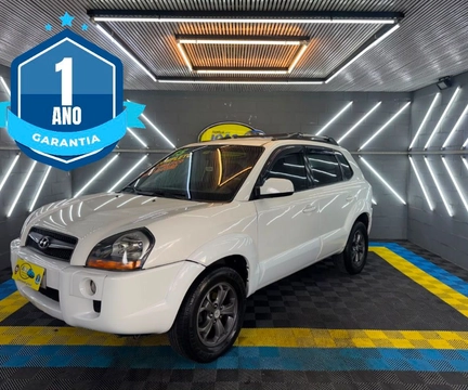 Hyundai Tucson 2.0 16V Flex Mec. 2015 Branco — foto 1 de 3