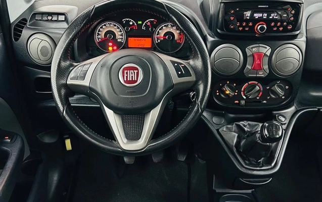 imagem-https://www.socarrao.com.br/sc-vehicle-images-prod/3368761/1788555408189-8403710_13_B_eccd91124d.jpeg