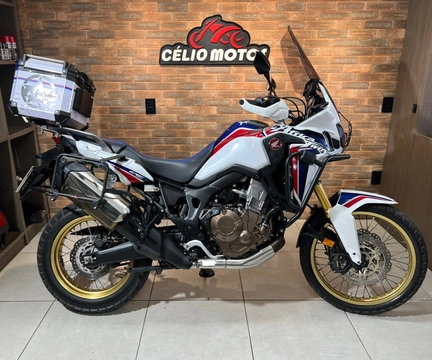 Honda CRF 1000L AFRICA TWIN 2017 Branco — foto 1 de 3