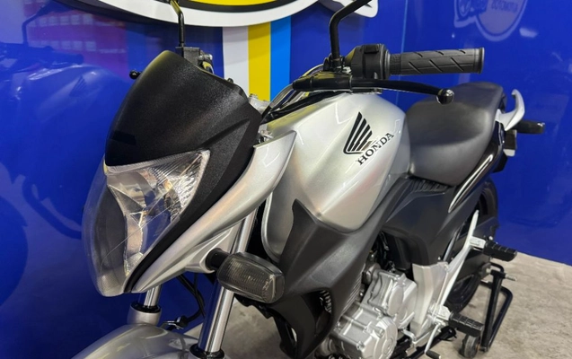 imagem-https://www.socarrao.com.br/sc-vehicle-images-prod/3368973/1787332468789-gb-e03318b.jpeg