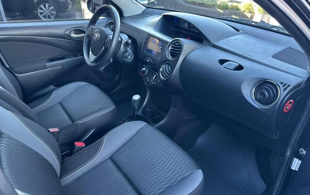 imagem-https://www.socarrao.com.br/sc-vehicle-images-prod/3369160/1788976699705-8374589_7_B_96f0832cc0.jpeg