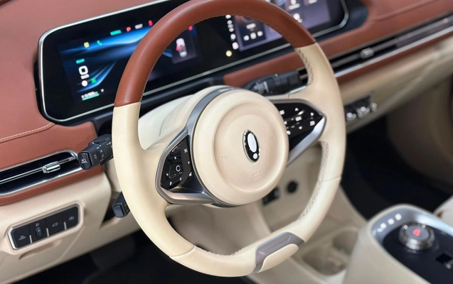 imagem-https://www.socarrao.com.br/sc-vehicle-images-prod/3369562/1787333997972-R1dNIE9SQSAwMyBTS0lOIEJFVjQ4ICAtIDIwMjUgLSBCUkFOQ08gLSBTRkU2SjcwICgxNykuanBn.jpg