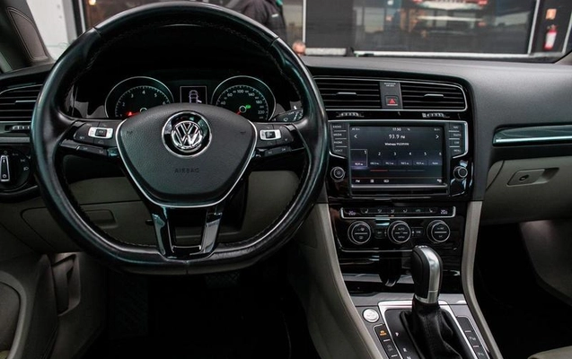 imagem-https://www.socarrao.com.br/sc-vehicle-images-prod/3369644/1789045439904-8403992_10_B_651086940f.jpeg