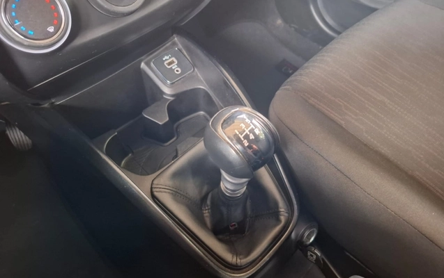 imagem-https://www.socarrao.com.br/sc-vehicle-images-prod/3369744/1787334604766-strTk1izzwC8FhjDyiu9aOt07FxGDTaS.jpg