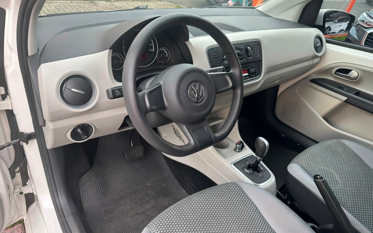 imagem-https://www.socarrao.com.br/sc-vehicle-images-prod/3370014/1787335077539-V2hhdHNBcHAgSW1hZ2UgMjAyNi0wOC0yMSBhdCAxNC40NC4wMiAoMSkuanBlZw.jpeg